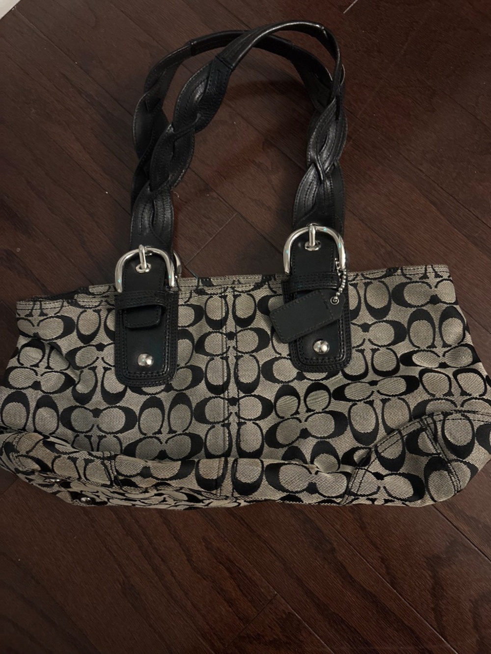 Handbag - Picture 4 of 5